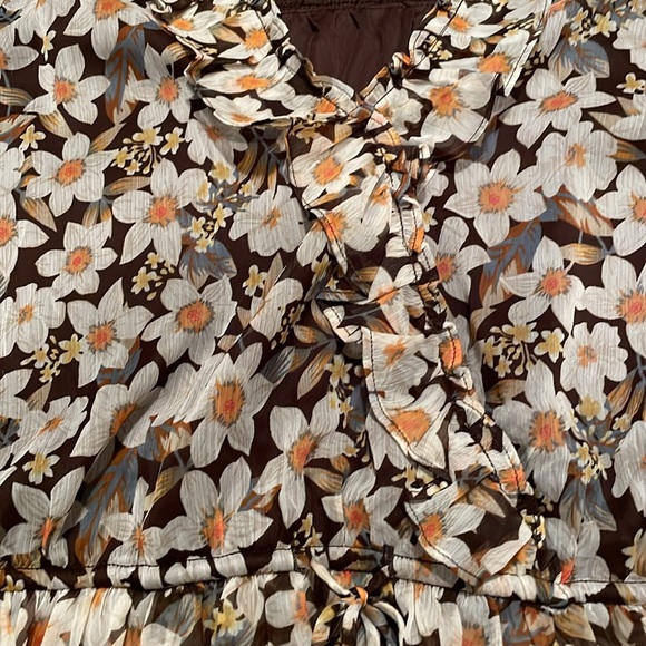 Francesca flowered ruffled blouse - Picture 4 of 7